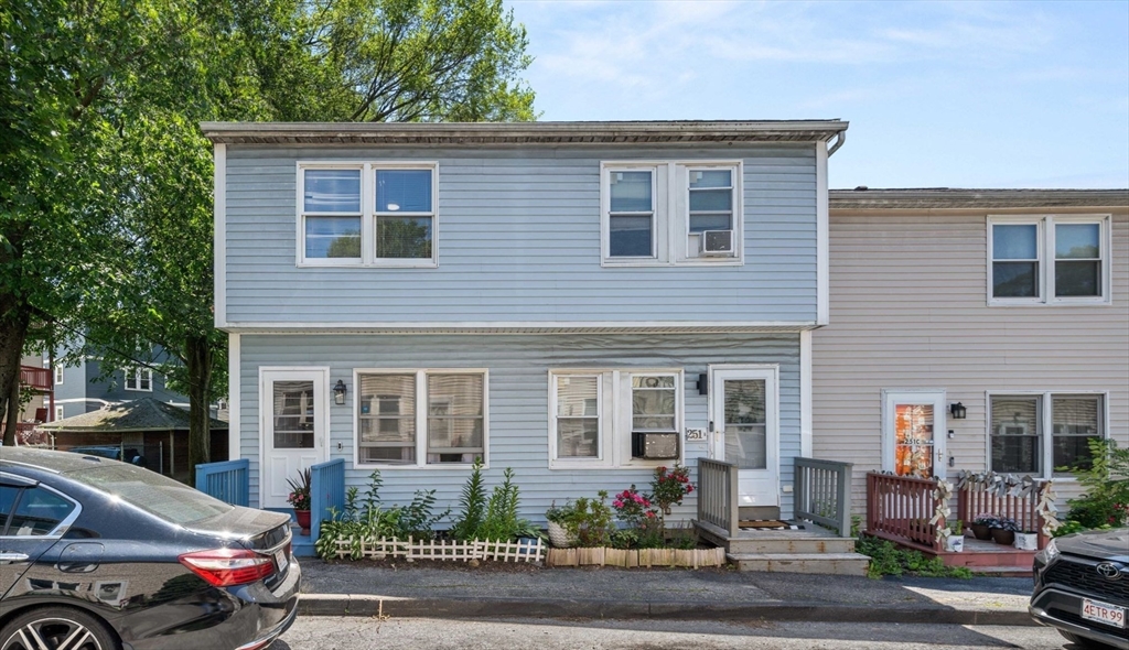 251 Norfolk St A