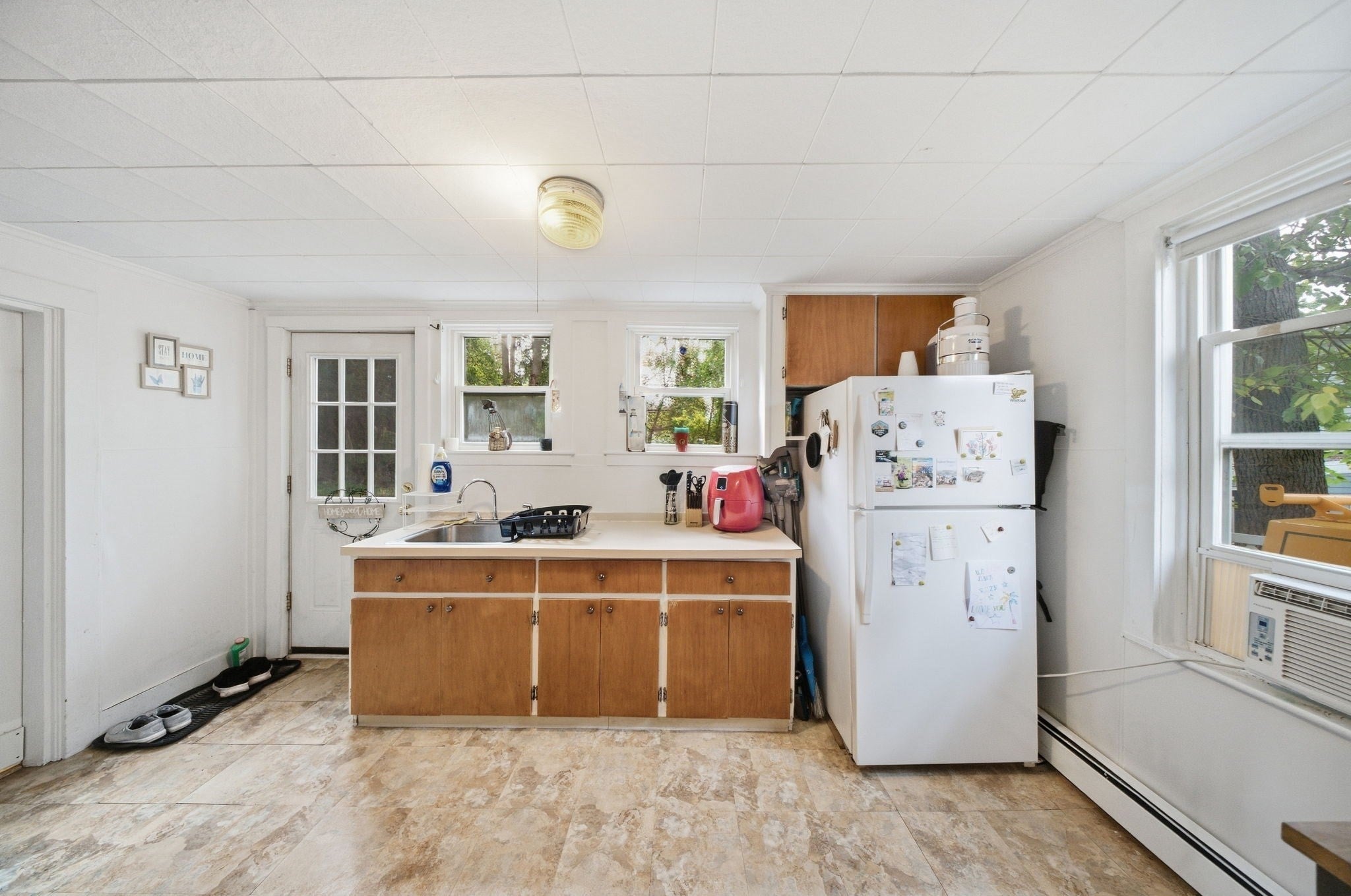 27 Mechanic St