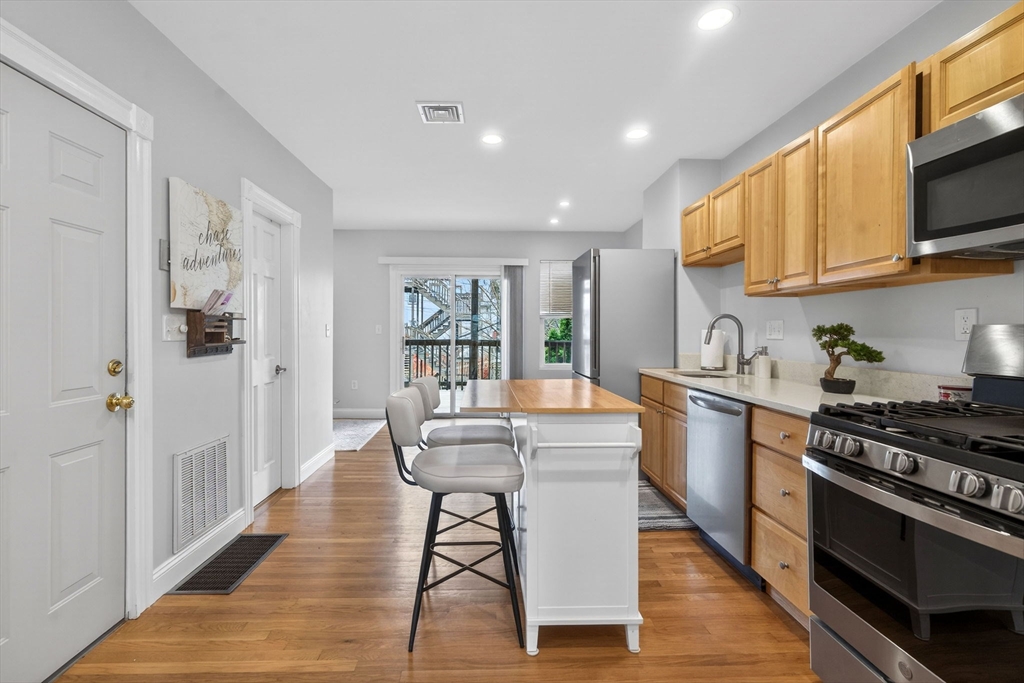 116 Trenton St #2, Boston, MA, 116 Trenton St #2, Boston, MA Photo #6