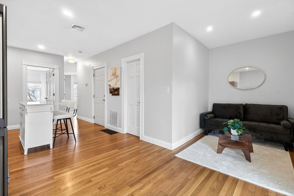 116 Trenton St #2, Boston, MA, 116 Trenton St #2, Boston, MA Photo #2