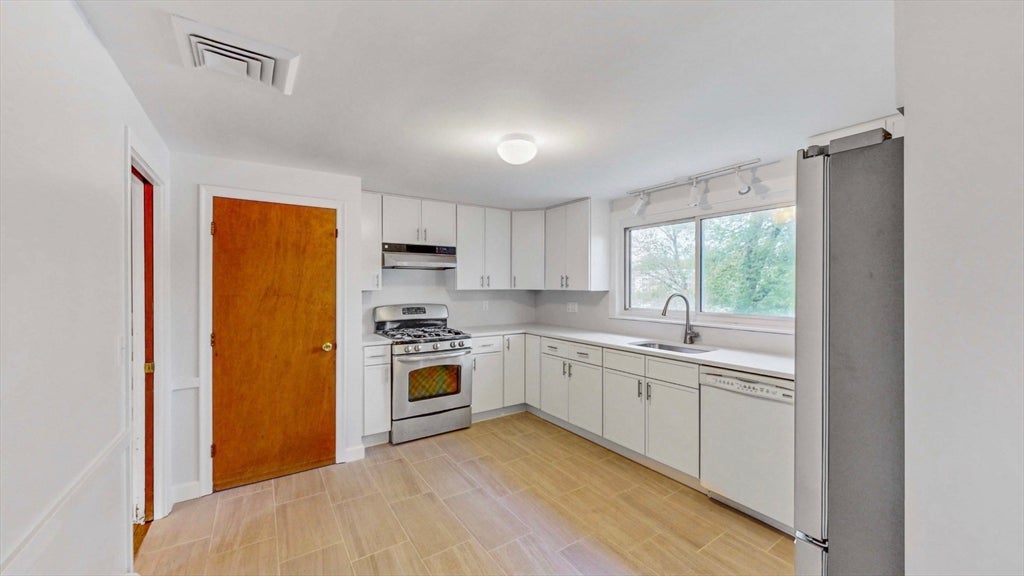 57 Spy Pond Ln, Arlington, MA, 57 Spy Pond Ln, Arlington, MA Photo #9