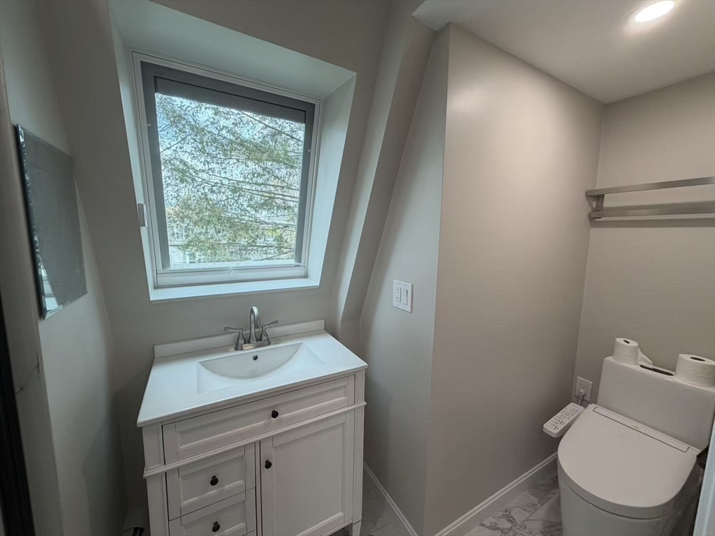 6 Channing St #3, Newton, MA Photo #8