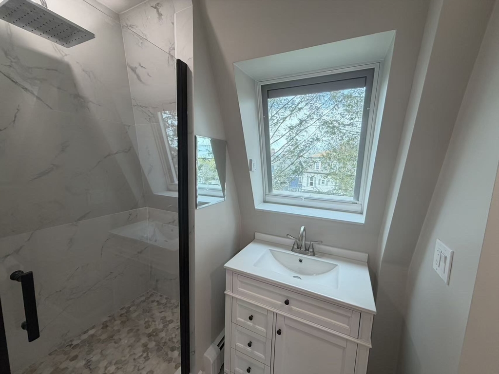 6 Channing St #3, Newton, MA Photo #9
