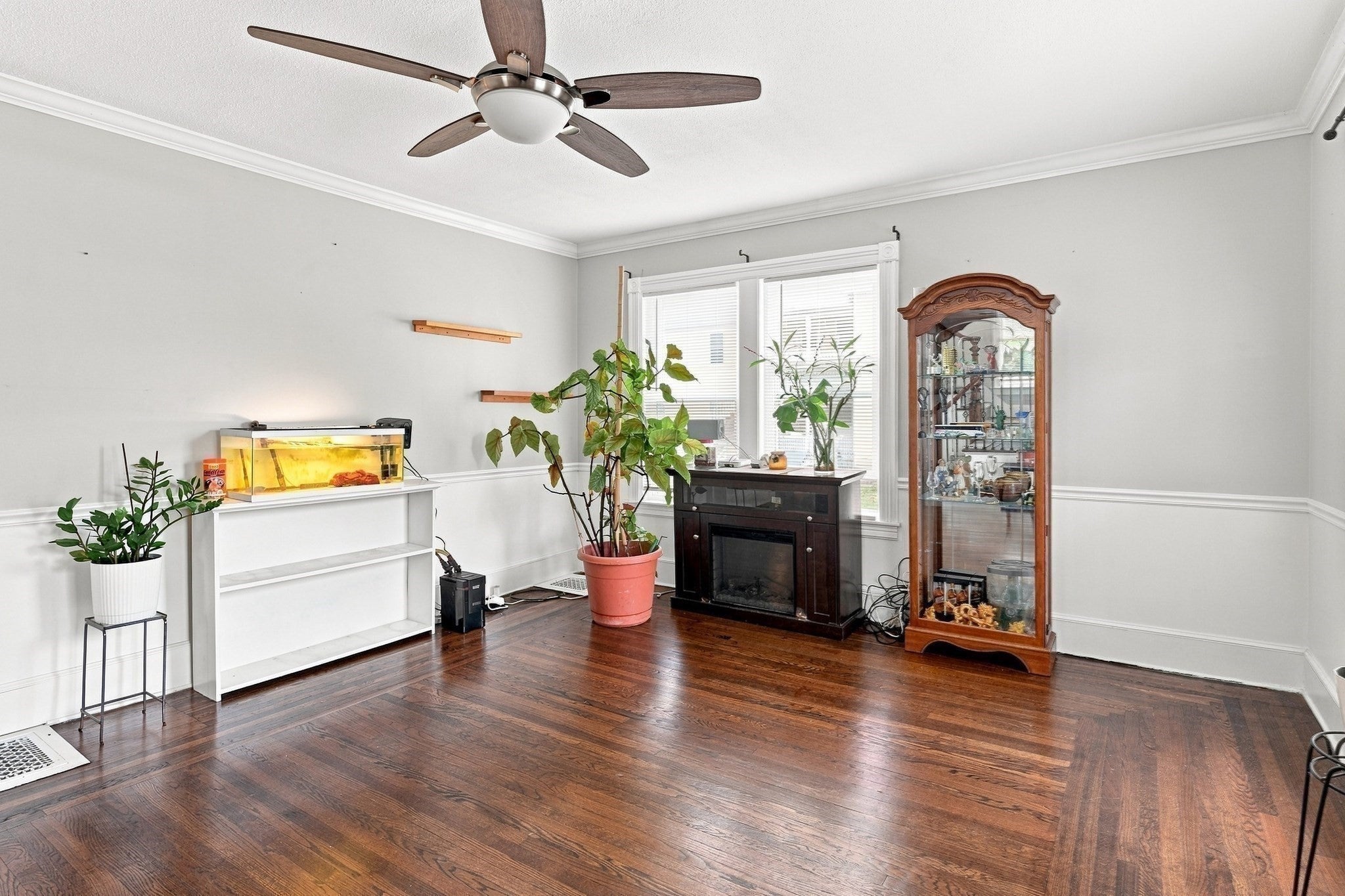 70 Pine St, Chicopee, MA, 70 Pine St, Chicopee, MA Photo #14