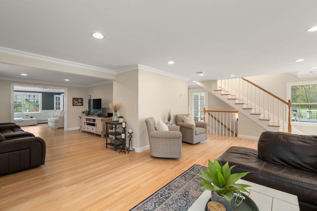 5 Harvard Drive, Sudbury, MA Photo #16