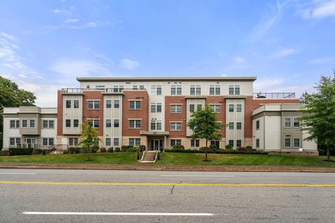 321 Hammond Pond Parkway 201 Brookline MA 02467