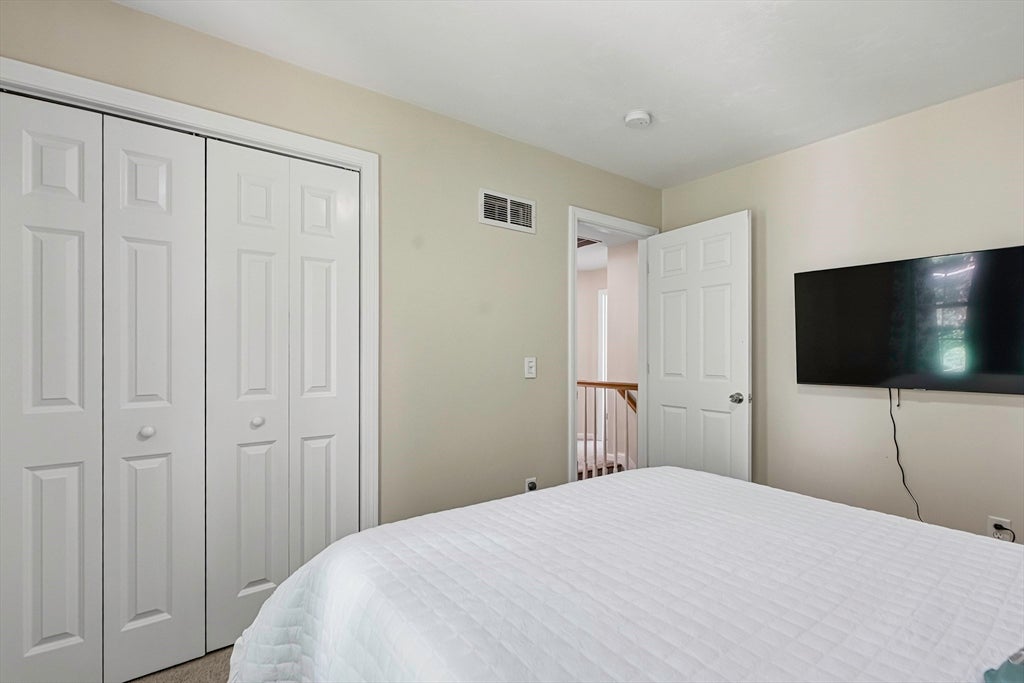 13 Knowlton Cir #13, Upton, MA Photo #22