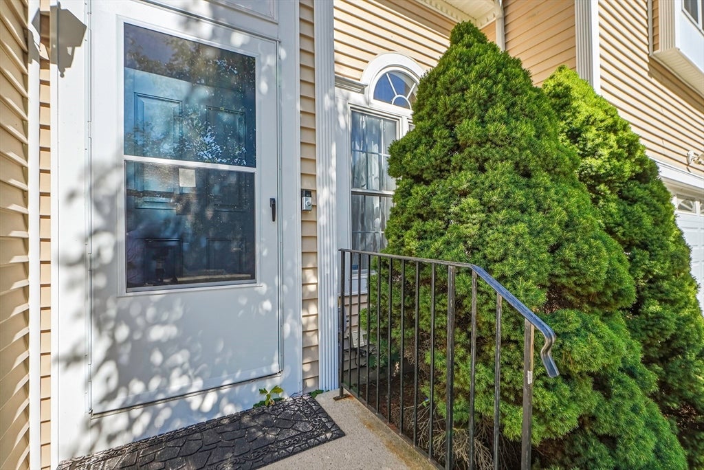 13 Knowlton Cir #13, Upton, MA Photo #36