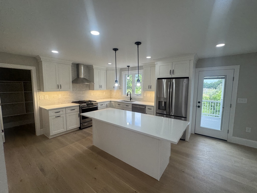129 Old Westford Rd