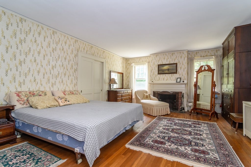 355 High St, Westwood, MA, 355 High St, Westwood, MA Photo #5