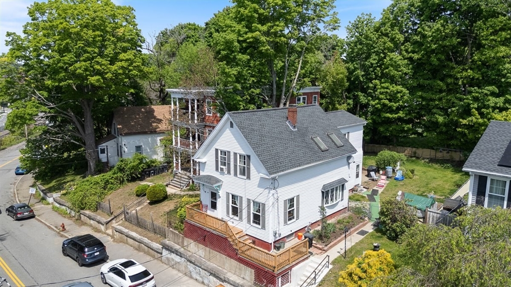 97 Laurel Ave