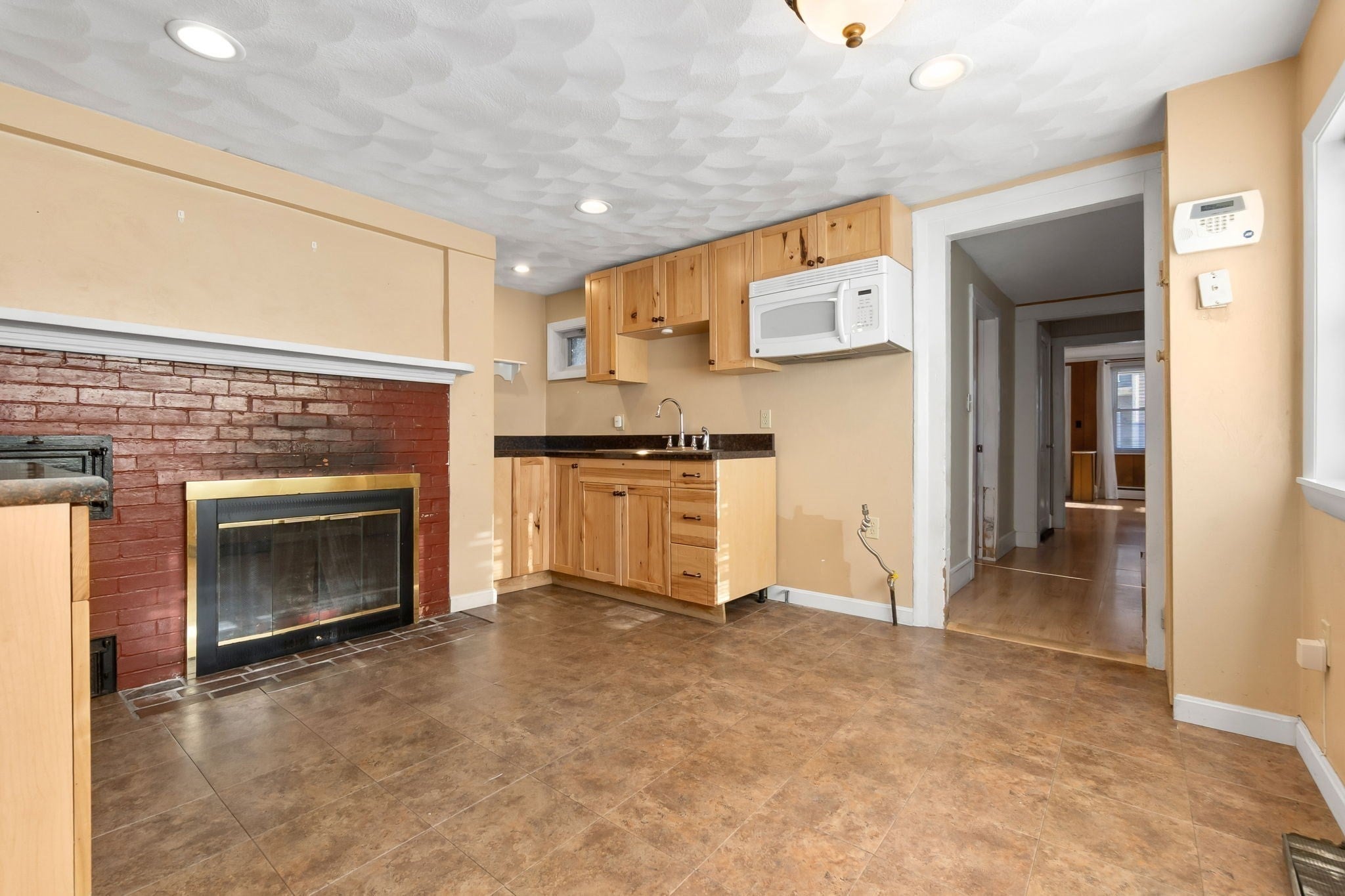 26 Franklin St, Peabody, MA, 26 Franklin St, Peabody, MA Photo #14
