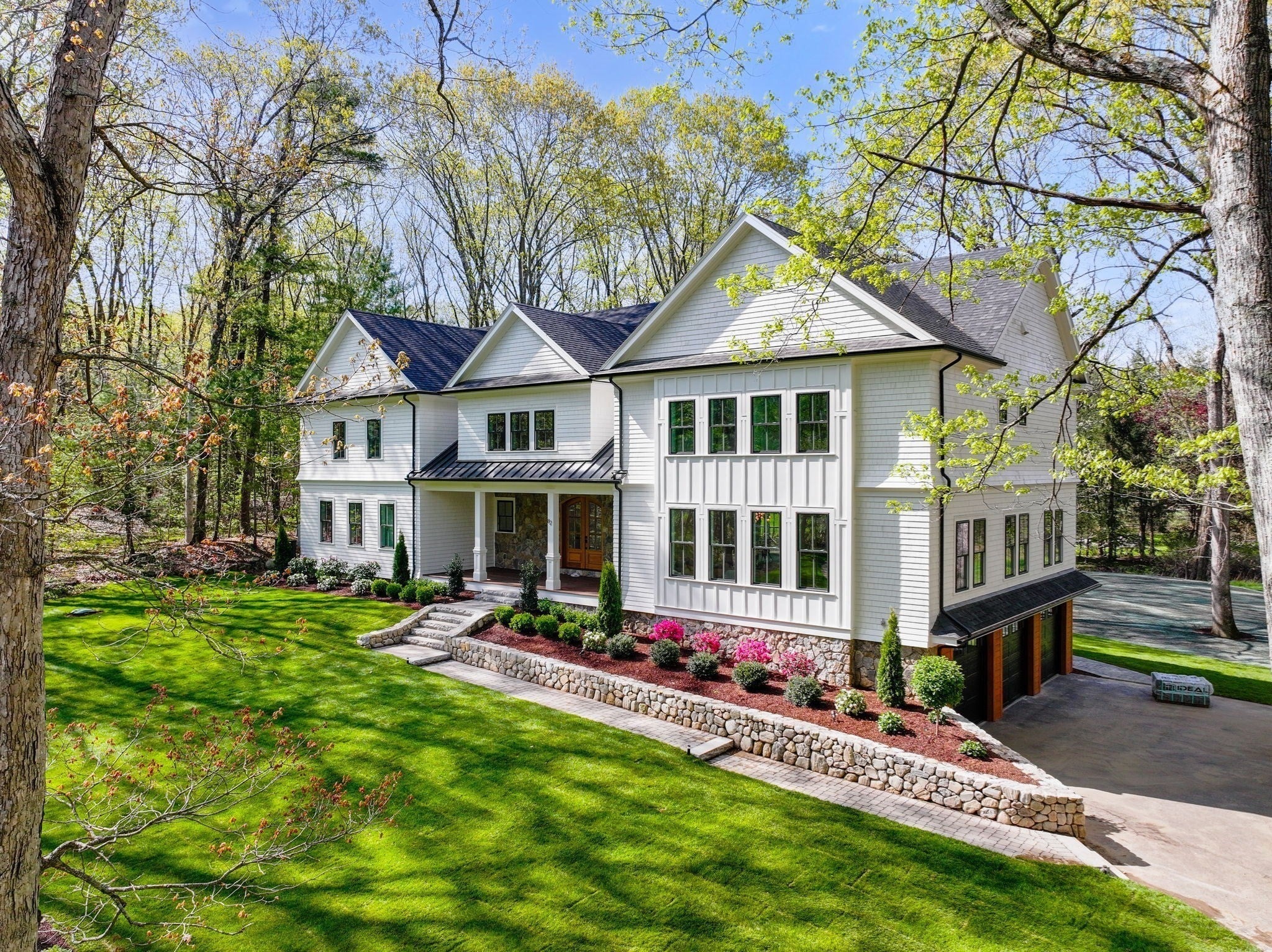 82 Deer Path Ln