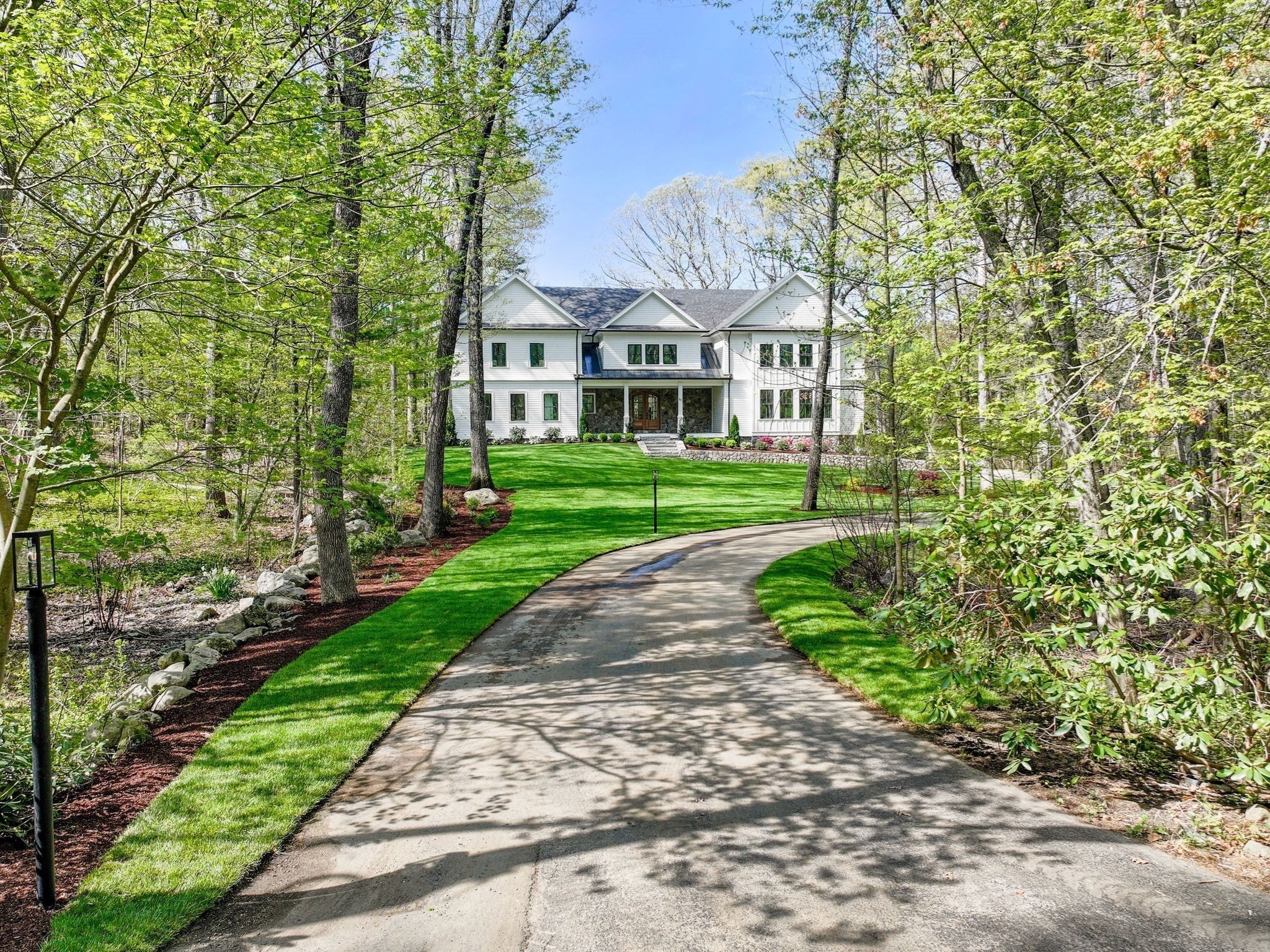 82 Deer Path Ln, Weston MA 02493