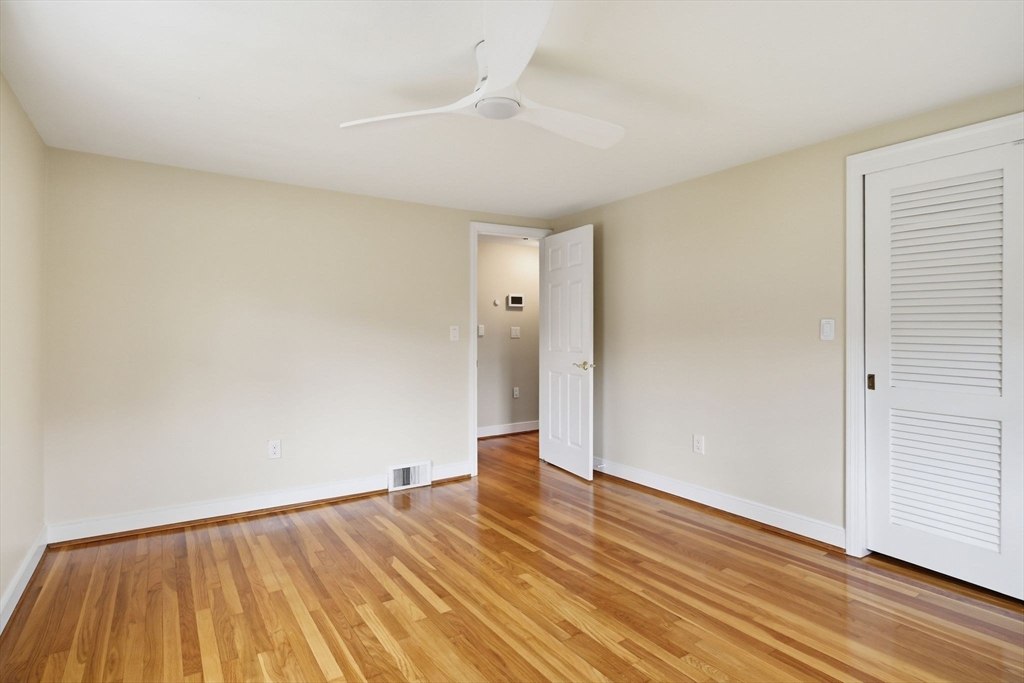107 Viscount Rd, Longmeadow, MA Photo #25