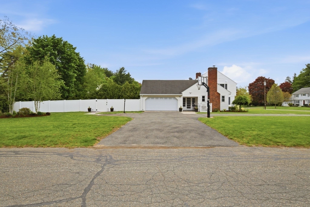 107 Viscount Rd, Longmeadow, MA Photo #42