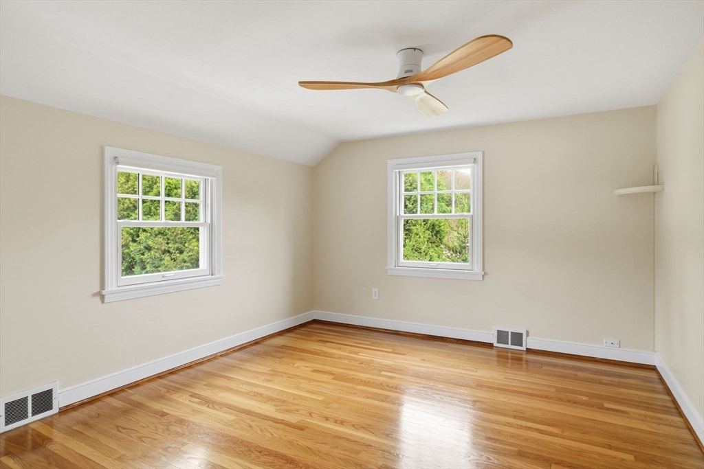 107 Viscount Rd, Longmeadow, MA Photo #22