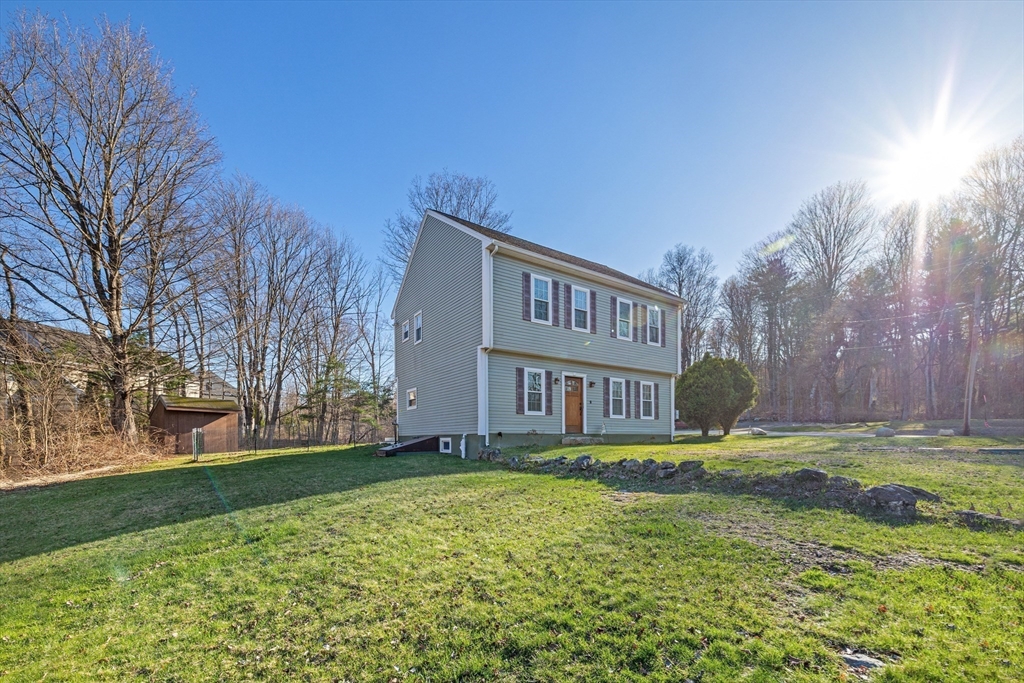 38 Brook St