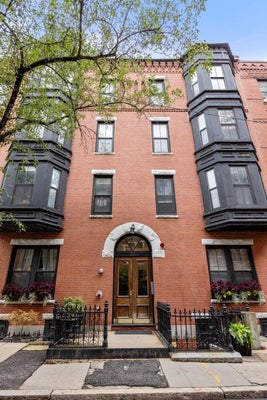 28 ISABELLA ST # 28, BOSTON, MA 02116 - Image 87d3a484edfbacd8a8b43a49cb6ddcba/2042855847