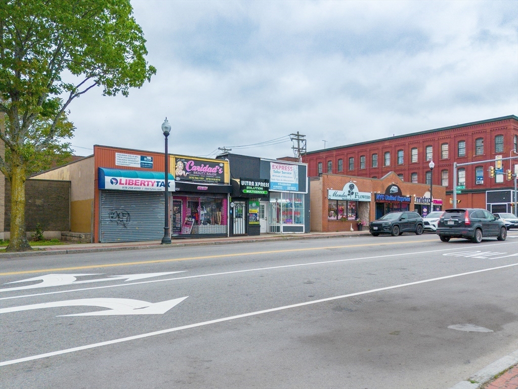 138-160 Broadway