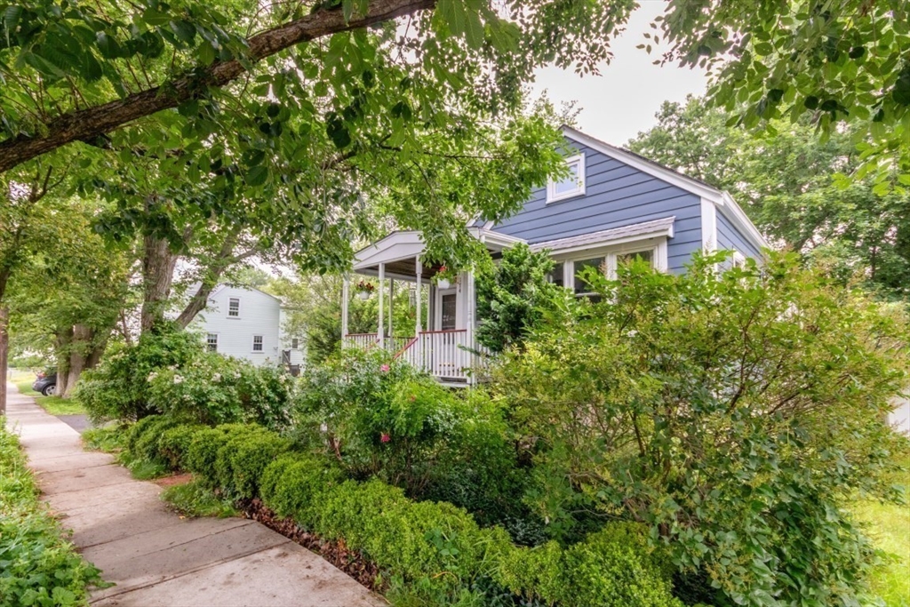 174 N Central Ave