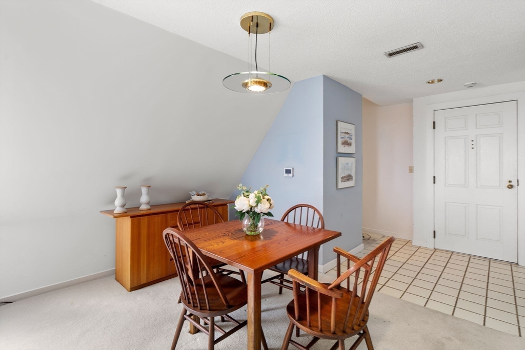 456 Belmont St 21