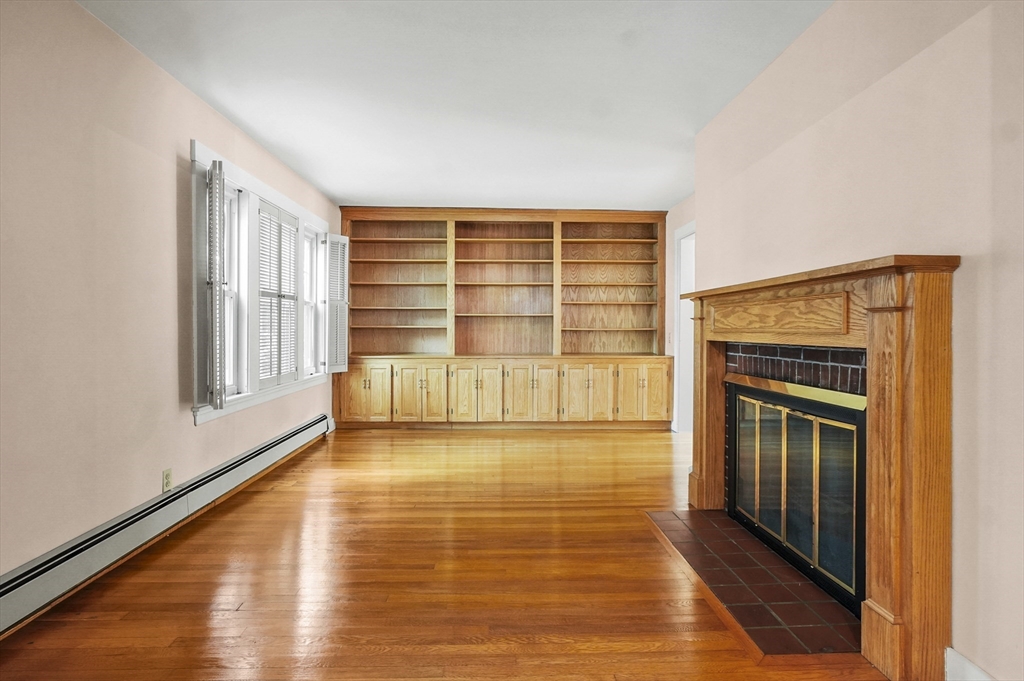 14 Lyman Terrace