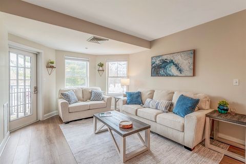 10 Seaport Dr 2213 Quincy MA 02171