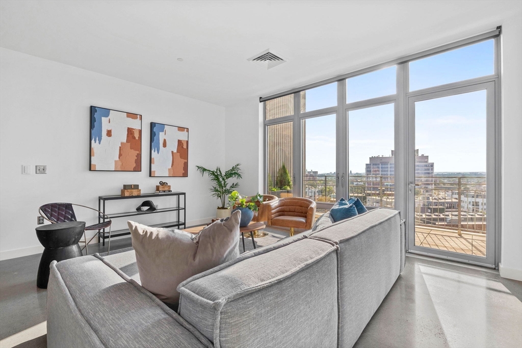 9 Medford Street PH3