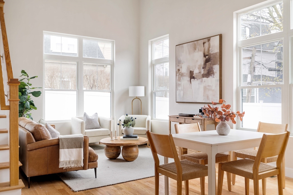 Boston, Massachusetts 02119, United States, 2 Bedrooms Bedrooms, ,3 BathroomsBathrooms,Residential,Pending,105803