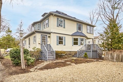 39 Village Street Marblehead MA 01945