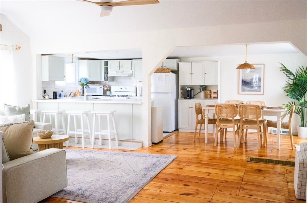 13 55th Street WINTER, Newburyport, MA, 13 55th Street WINTER, Newburyport, MA Photo #4