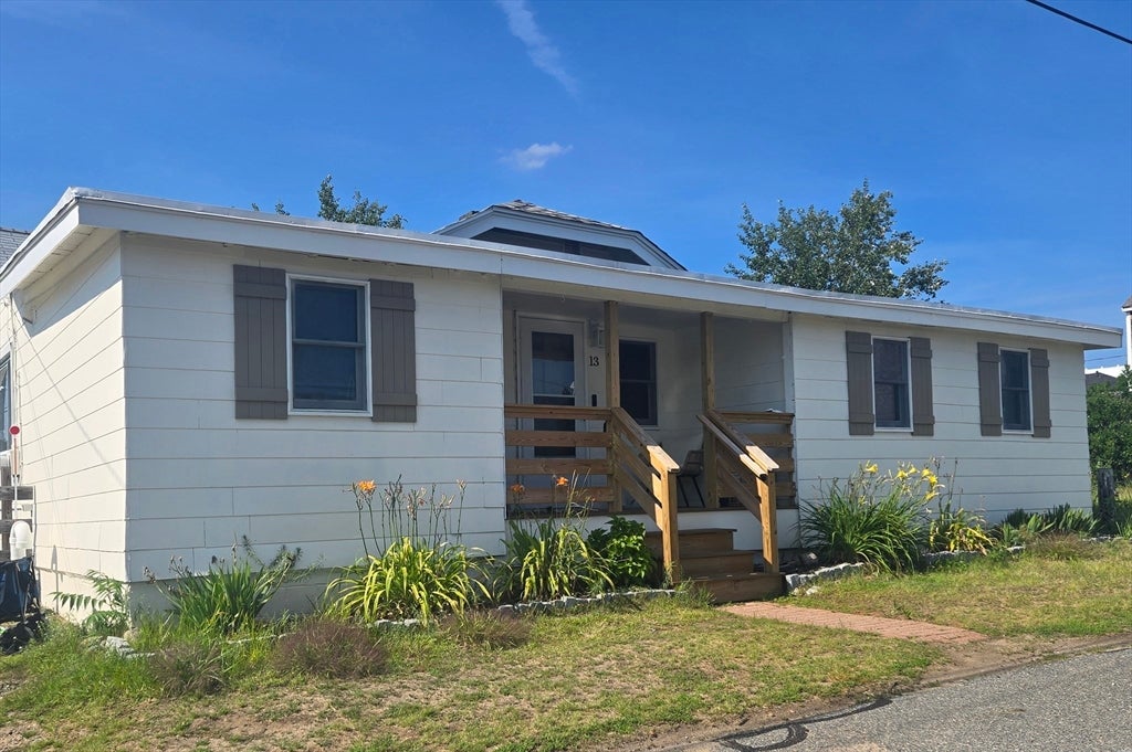 Photo of 13 55th Street, Newburyport, MA