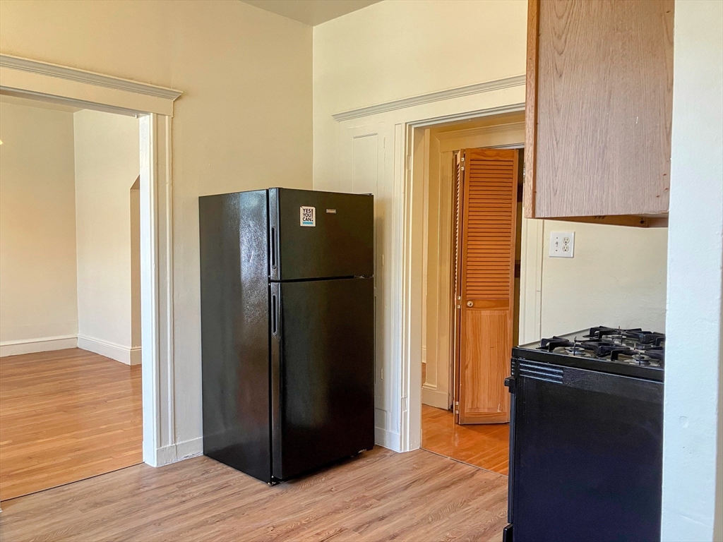 25 Hosmer St 3R