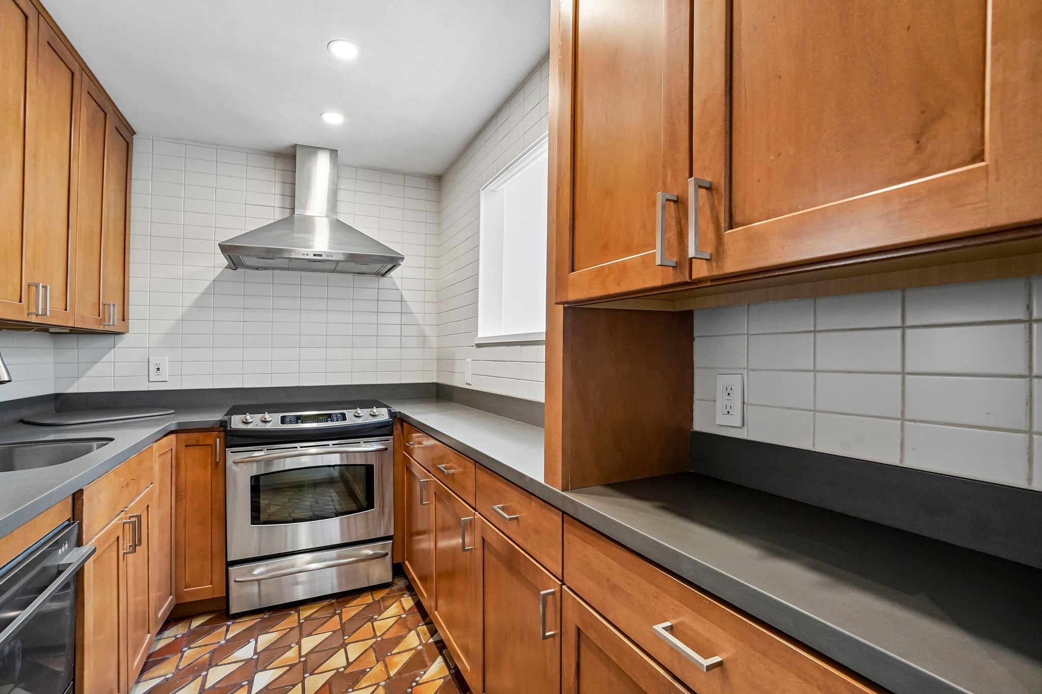 583 Massachusetts Ave #5, Boston, MA Photo #10
