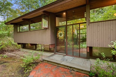 4 Plum Hill Rd. Manchester MA 01944