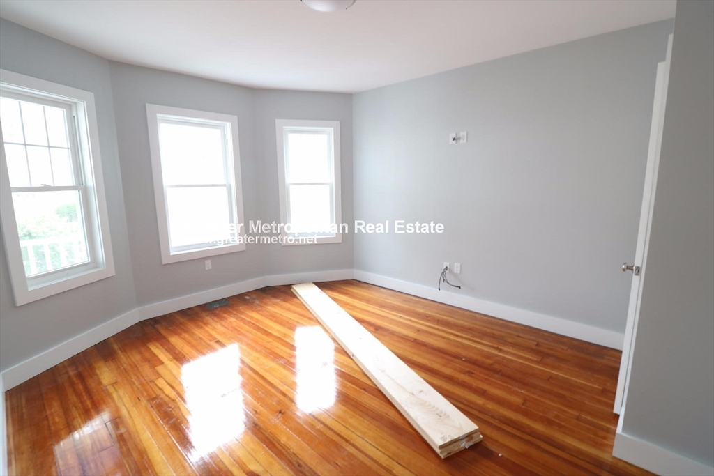 21 Seafoam Ave 3
