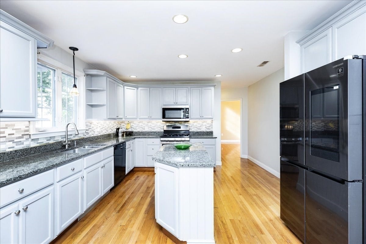 4 Hemlock Lane, Groveland, MA, 4 Hemlock Lane, Groveland, MA Photo #8