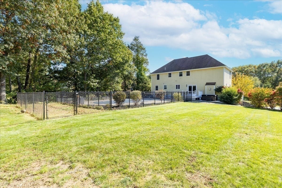 4 Hemlock Lane, Groveland, MA, 4 Hemlock Lane, Groveland, MA Photo #38