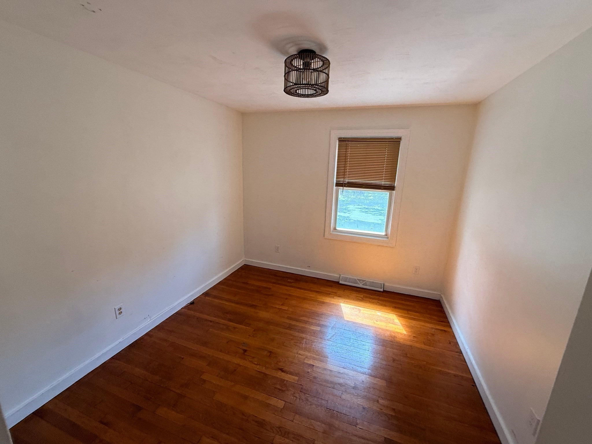 59 Poplar Rd, New Bedford, MA Photo #9