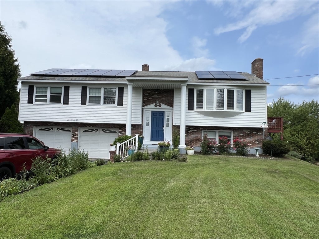 Photo of 27 Hill St, Leominster, MA