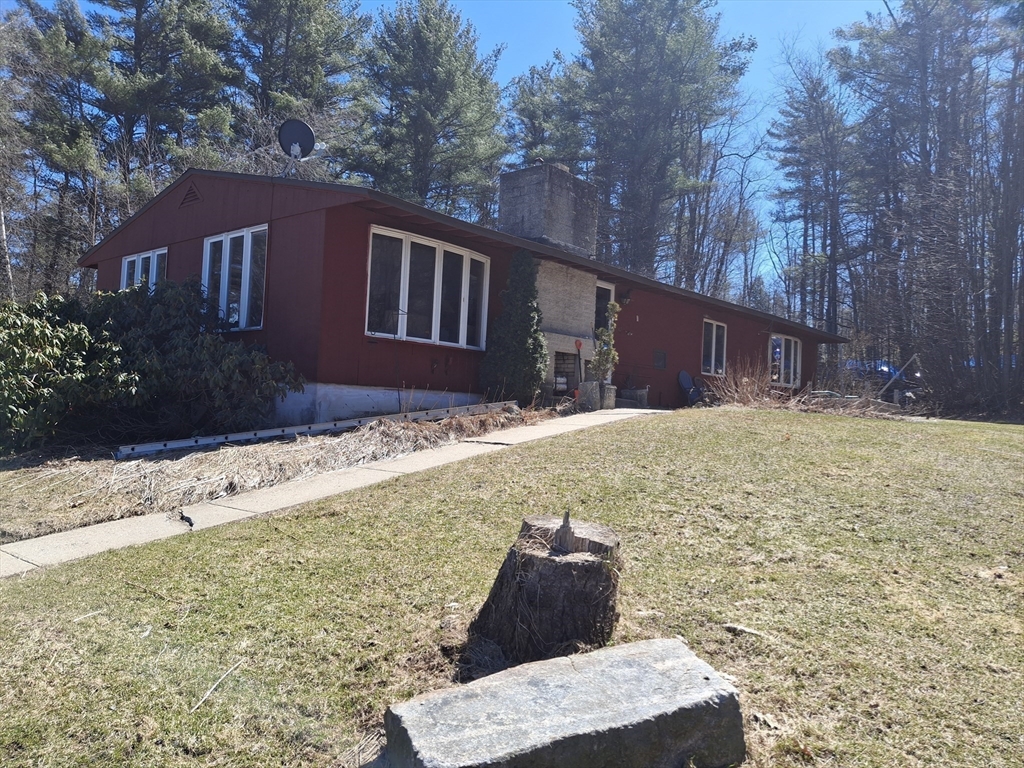 483 Winchendon Rd