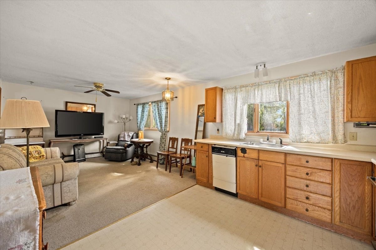 95 Crooked Ln, Lakeville, MA Photo #21