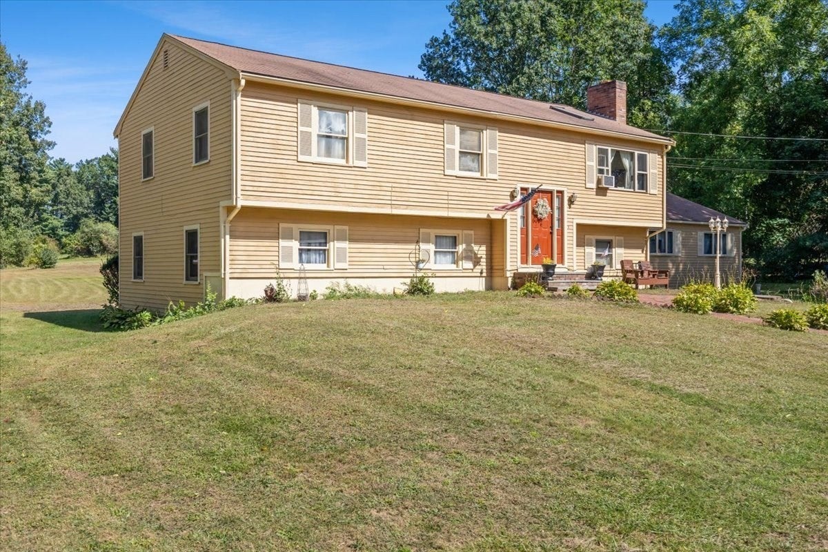 95 Crooked Ln, Lakeville, MA Photo #1