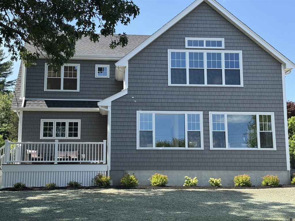43 Lake Ave