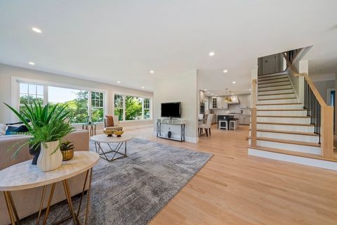 43 Lake Ave Sharon MA 02067