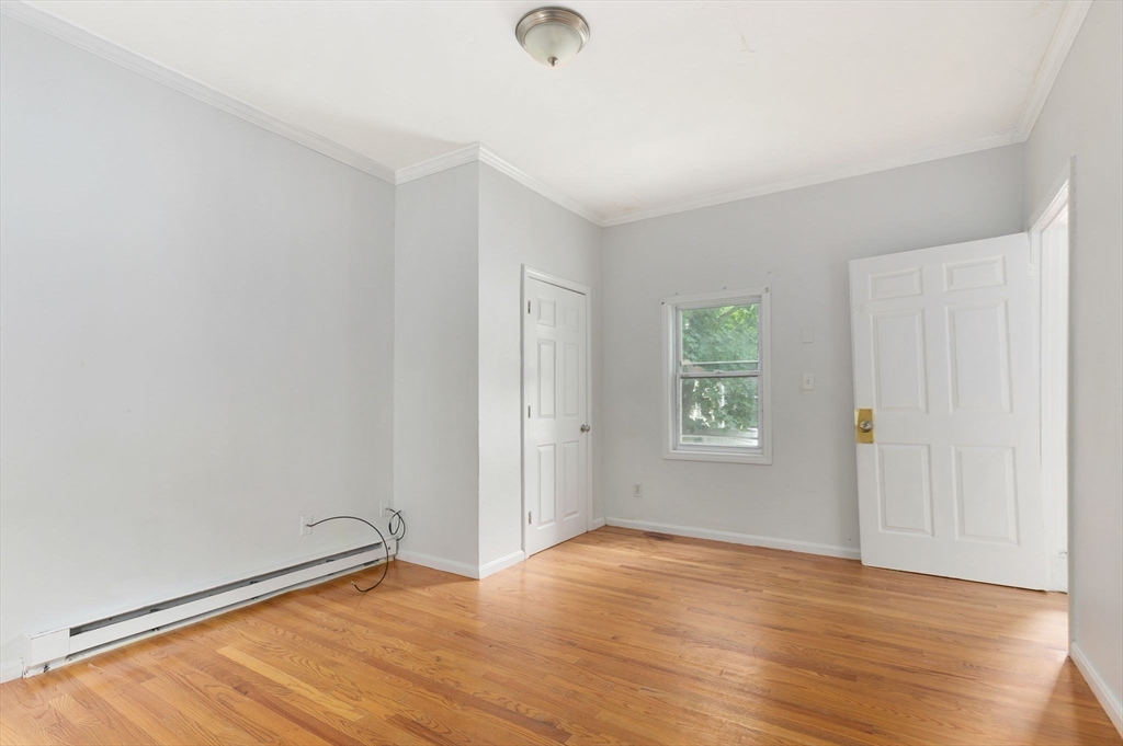 Boston, Massachusetts 02119, United States, 6 Bedrooms Bedrooms, ,2 BathroomsBathrooms,Residential,Active,100301