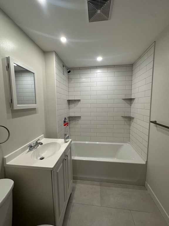 70 Adams St 70
