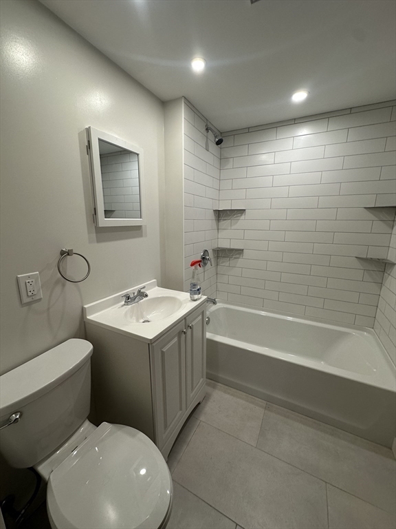 70 Adams St 70