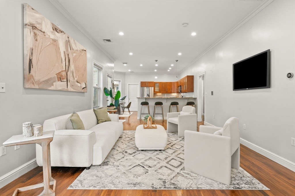 72 Tuttle St 1